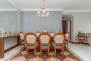 Image 18 - 925229