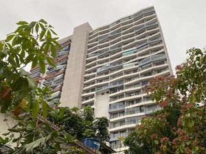 Image 38 - 925230