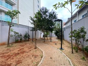 Image 33 - 925230