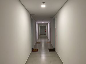 Image 23 - 925230