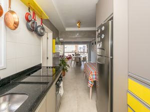 Image 32 - 925232