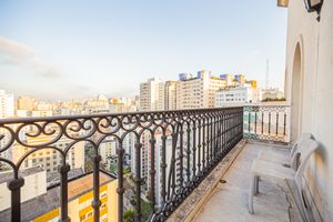 Image 13 - 925235