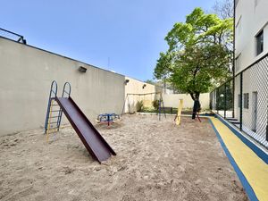 Image 35 - 925239