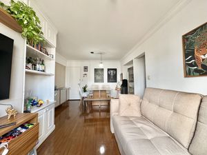Image 3 - 925239
