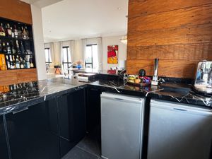 Image 32 - 925240