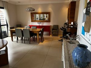 Image 13 - 925240