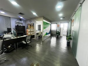 Image 10 - 925241