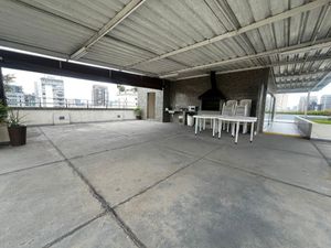 Image 22 - 925241