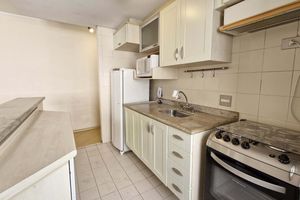 Image 18 - 925242