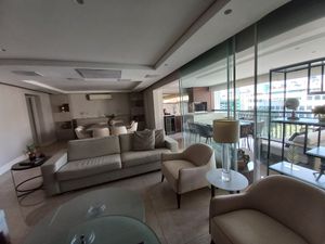 Image 18 - 925243