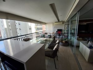 Image 11 - 925243