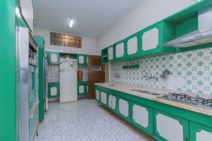 Image 41 - 925249