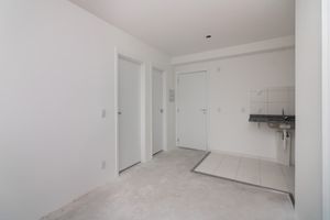 Image 21 - 925251