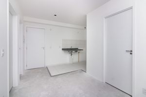 Image 22 - 925251