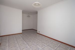 Image 4 - 925253