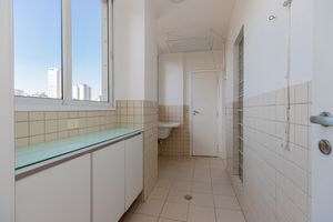 Image 21 - 925254