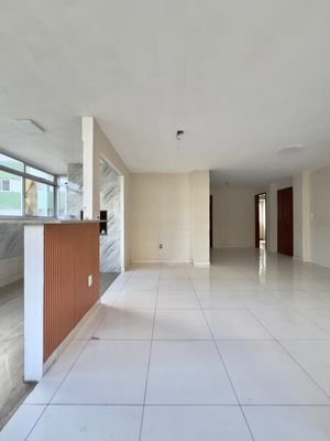 Image 15 - 925255