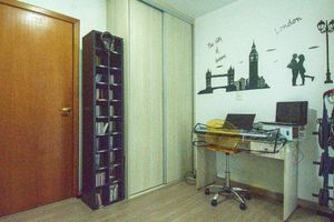 Image 24 - 925258