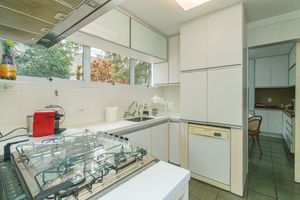 Image 36 - 925264