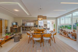 Image 11 - 925265