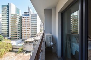 Image 10 - 925266