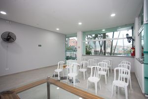 Image 42 - 925270
