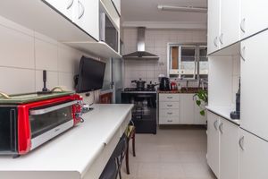Image 12 - 925271