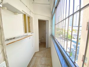 Image 23 - 925278