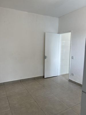 Image 4 - 925284