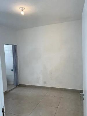 Image 32 - 925284