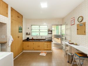 Image 34 - 925286
