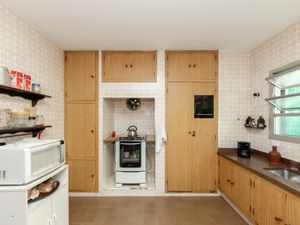Image 35 - 925286