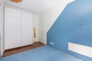 Image 35 - 925290