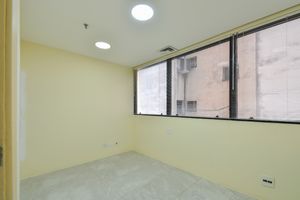 Image 4 - 925294