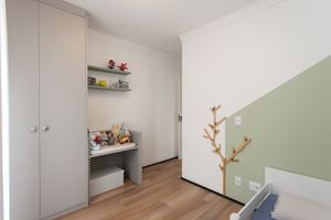 Image 14 - 925295