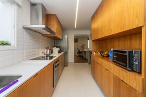 Image 8 - 925296