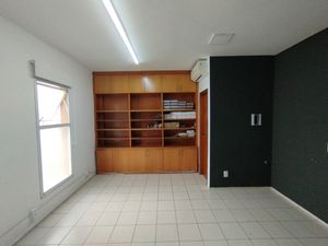 Image 8 - 925301