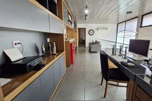 Image 32 - 925307