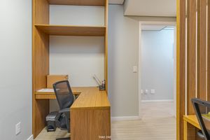 Image 10 - 925312