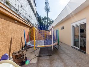 Image 30 - 925316