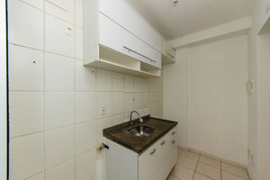 Image 21 - 925318