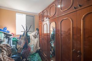 Image 19 - 925320