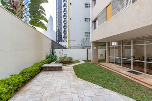 Image 23 - 925322