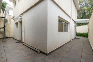 Image 25 - 925325