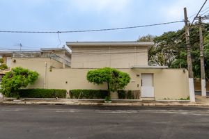 Image 42 - 925325