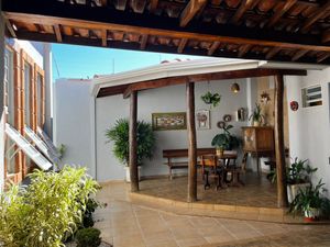 Image 8 - 925327