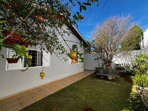 Image 35 - 925327