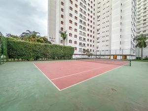 Image 37 - 925329