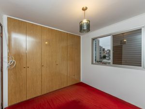 Image 16 - 925329