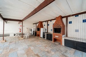 Image 38 - 925330